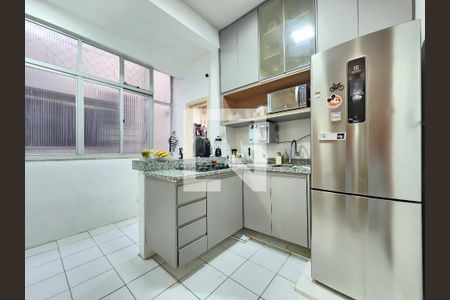 Cozinha de apartamento à venda com 2 quartos, 60m² em Gutierrez, Belo Horizonte