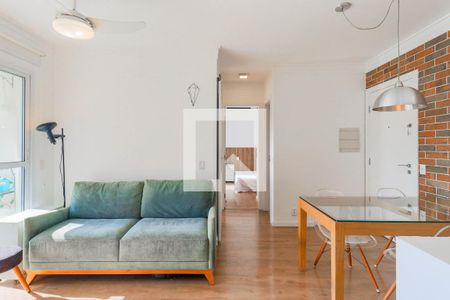 Sala de apartamento para alugar com 2 quartos, 60m² em Santo Amaro, São Paulo