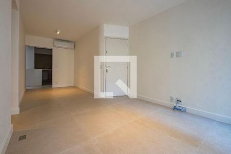 Sala de apartamento para alugar com 2 quartos, 70m² em Cerqueira César, São Paulo