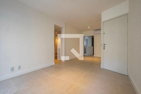 Sala de apartamento para alugar com 2 quartos, 70m² em Cerqueira César, São Paulo