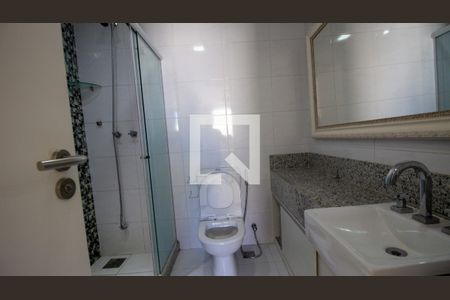 Banheiro da Suíte 1 de apartamento para alugar com 3 quartos, 350m² em Recreio dos Bandeirantes, Rio de Janeiro
