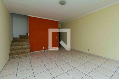 Sala de casa de condomínio para alugar com 3 quartos, 160m² em Vila Lais, São Paulo