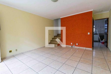 Sala de casa de condomínio para alugar com 3 quartos, 160m² em Vila Lais, São Paulo