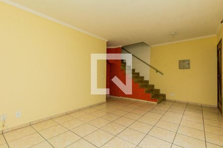 Sala de casa de condomínio para alugar com 3 quartos, 160m² em Vila Lais, São Paulo