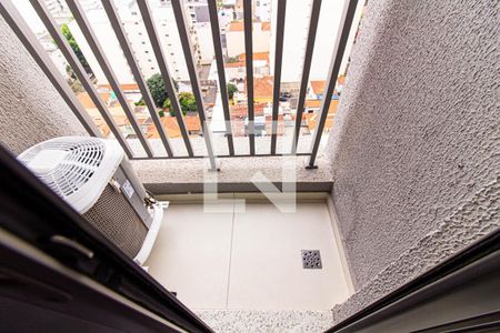 Varanda de kitnet/studio para alugar com 1 quarto, 21m² em Pompeia, São Paulo