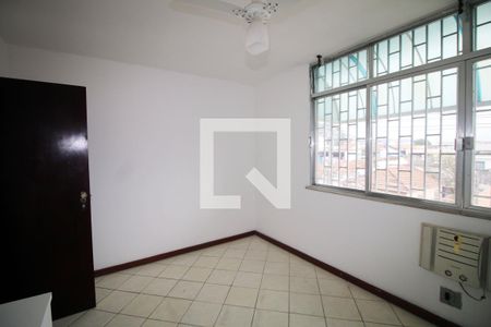 Quarto 2 de casa à venda com 5 quartos, 350m² em Vila Kosmos, Rio de Janeiro