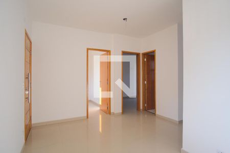 Sala de apartamento para alugar com 2 quartos, 45m² em Guaiauna, São Paulo