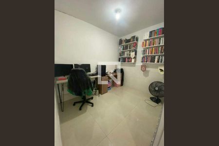 Casa à venda com 4 quartos, 231m² em Nova Petrópolis, São Bernardo do Campo