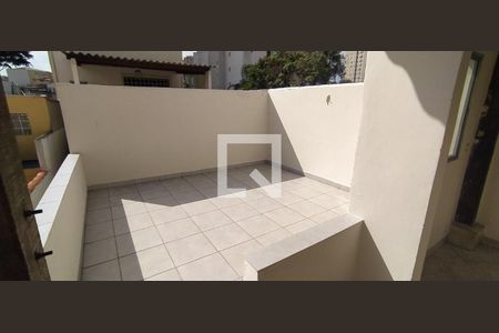 Casa à venda com 2 quartos, 240m² em Vila Gumercindo, São Paulo