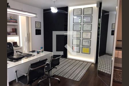 Casa à venda com 6 quartos, 313m² em Vila da Saúde, São Paulo