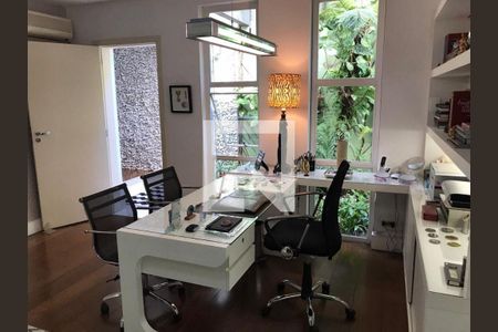 Casa à venda com 6 quartos, 313m² em Vila da Saúde, São Paulo