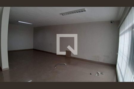 Casa à venda com 10 quartos, 326m² em Santo Amaro, São Paulo