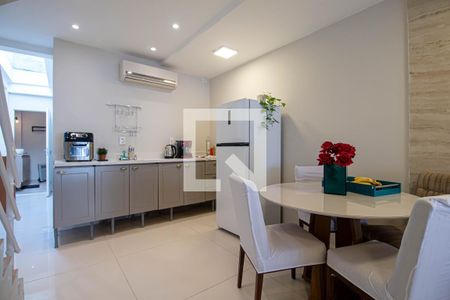 Sala de apartamento à venda com 1 quarto, 110m² em Santo Amaro, São Paulo