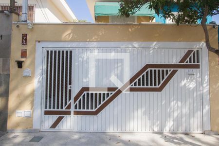 Fachada de casa à venda com 3 quartos, 220m² em Jardim Caravelas, São Paulo