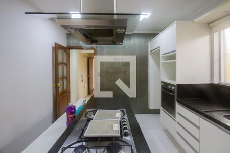 Cozinha de casa à venda com 3 quartos, 220m² em Jardim Caravelas, São Paulo