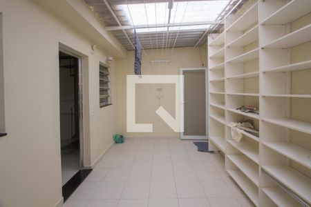 Área comum de casa à venda com 3 quartos, 220m² em Jardim Caravelas, São Paulo