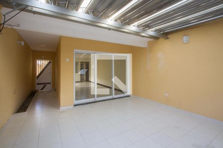 Área comum de casa à venda com 3 quartos, 220m² em Jardim Caravelas, São Paulo