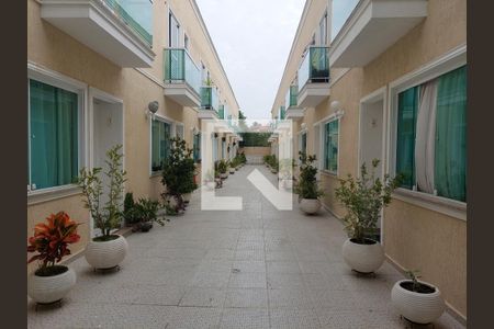 Fachada de casa de condomínio à venda com 2 quartos, 118m² em Jardim Nosso Lar, São Paulo
