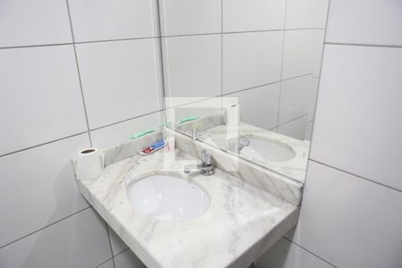 Banheiro da Suíte de casa à venda com 4 quartos, 100m² em Bandeirantes, Contagem