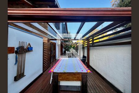 Área externa de casa para alugar com 3 quartos, 235m² em Fazenda Santa Cândida, Campinas