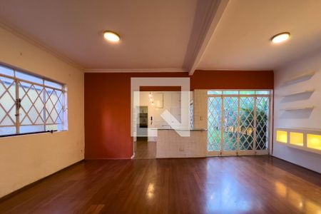 Sala de casa para alugar com 3 quartos, 280m² em Vila Mariana, São Paulo
