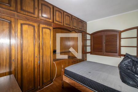Quarto 2 de casa à venda com 3 quartos, 270m² em Vila Galvão, Guarulhos