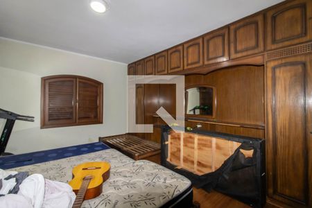 Quarto 3 de casa à venda com 3 quartos, 270m² em Vila Galvão, Guarulhos