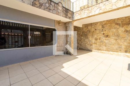 Garagem de casa à venda com 3 quartos, 270m² em Vila Galvão, Guarulhos