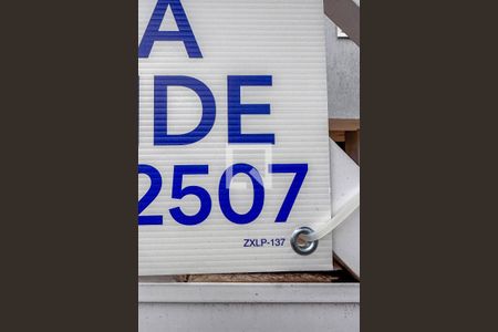 Placa Instalada na Fachada de apartamento à venda com 2 quartos, 106m² em Parque Capuava, Santo André