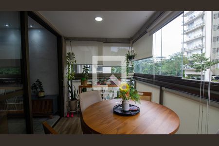 Sala de apartamento à venda com 3 quartos, 85m² em Recreio dos Bandeirantes, Rio de Janeiro