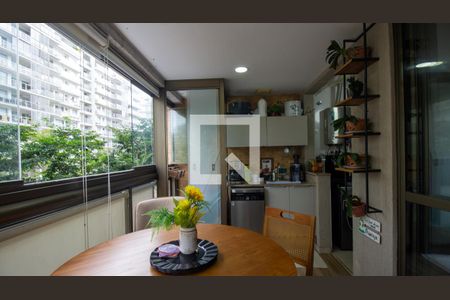 Sala de apartamento à venda com 3 quartos, 85m² em Recreio dos Bandeirantes, Rio de Janeiro