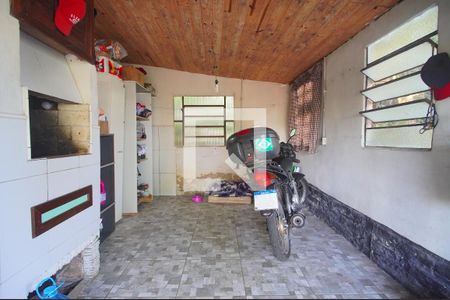 Garagem de casa à venda com 2 quartos, 60m² em Santo Afonso, Novo Hamburgo