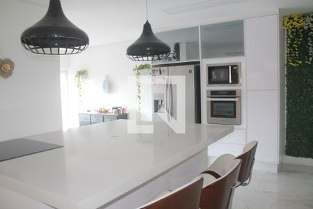 Cozinha de casa à venda com 4 quartos, 249m² em Vila Rosalia, Guarulhos