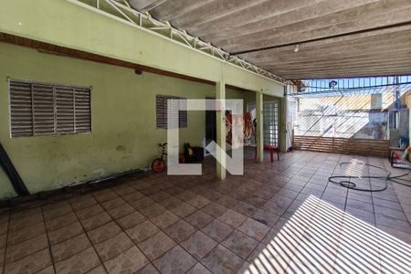 Quintal - Garagem de casa à venda com 3 quartos, 128m² em Jardim Londres, Campinas