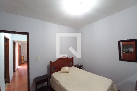 Quarto 2 de casa para alugar com 2 quartos, 150m² em Parque Jambeiro, Campinas