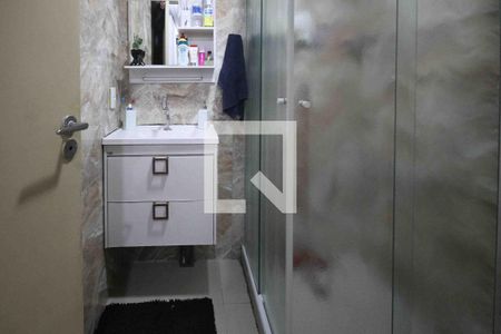 Banheiro de apartamento à venda com 2 quartos, 52m² em Vila Alpina, São Paulo
