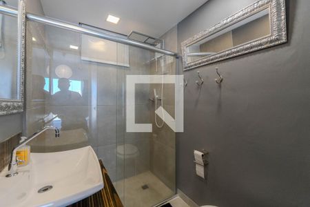 Banheiro de kitnet/studio para alugar com 1 quarto, 37m² em Bela Vista, São Paulo