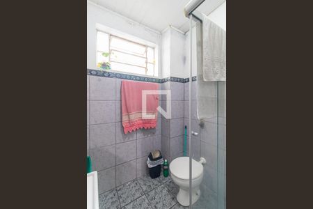 Banheiro de apartamento à venda com 1 quarto, 54m² em Partenon, Porto Alegre