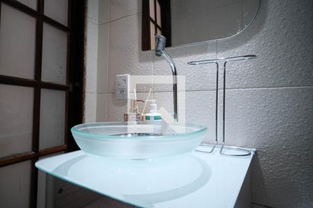 Lavabo de casa à venda com 3 quartos, 180m² em Vila Santa Teresa (zona Leste), São Paulo