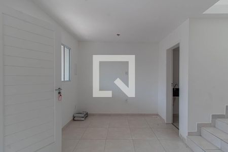 Sala de casa à venda com 2 quartos, 80m² em Vila Granada, São Paulo