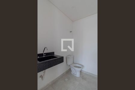 Lavabo de casa à venda com 2 quartos, 80m² em Vila Granada, São Paulo