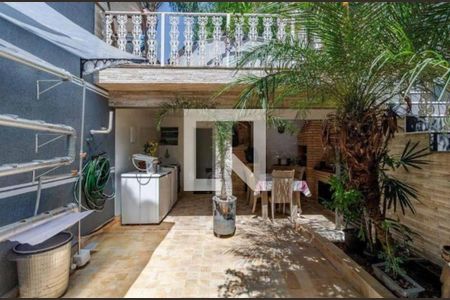 Casa à venda com 4 quartos, 184m² em Vila Lageado, São Paulo