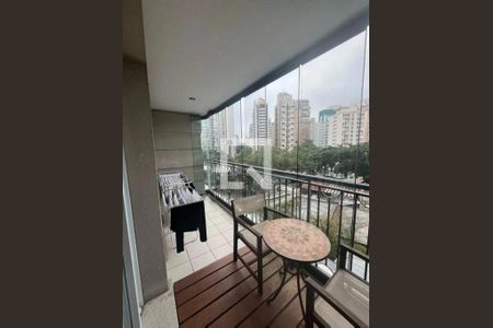 Apartamento à venda com 1 quarto, 50m² em Moema, São Paulo