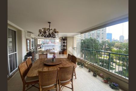 Apartamento à venda com 4 quartos, 205m² em Vila Gertrudes, São Paulo