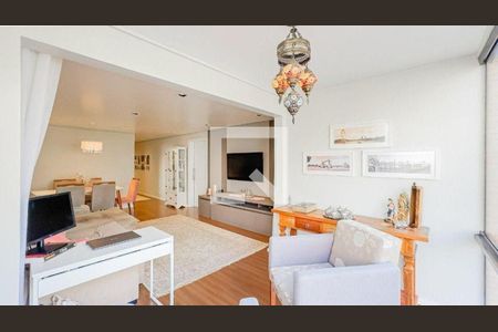 Apartamento à venda com 3 quartos, 112m² em São João, Porto Alegre