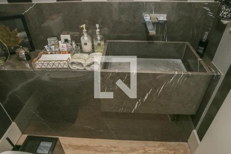 Lavabo de apartamento à venda com 4 quartos, 310m² em Perdizes, São Paulo