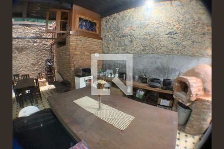 Casa à venda com 5 quartos, 234m² em Santa Teresa, Rio de Janeiro