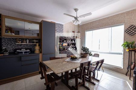 Casa à venda com 3 quartos, 188m² em Itaipu, Niterói