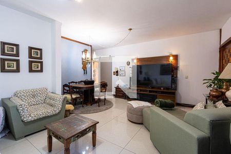 Casa à venda com 3 quartos, 188m² em Itaipu, Niterói