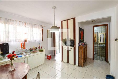 Casa à venda com 5 quartos, 228m² em Maravista, Niterói